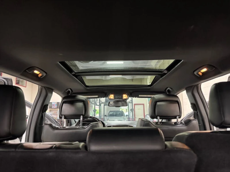 Jeep Grand cherokee Overland * CARFAX* * АвтоКредит* * ЦЕНА ДО БГ* , снимка 16 - Автомобили и джипове - 53448163