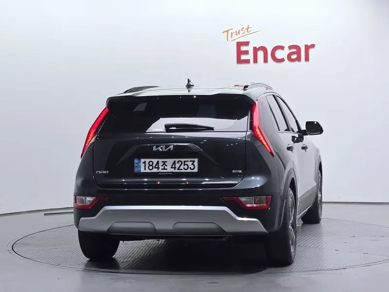 Kia Niro New Niro Trendy, снимка 4 - Автомобили и джипове - 56355396