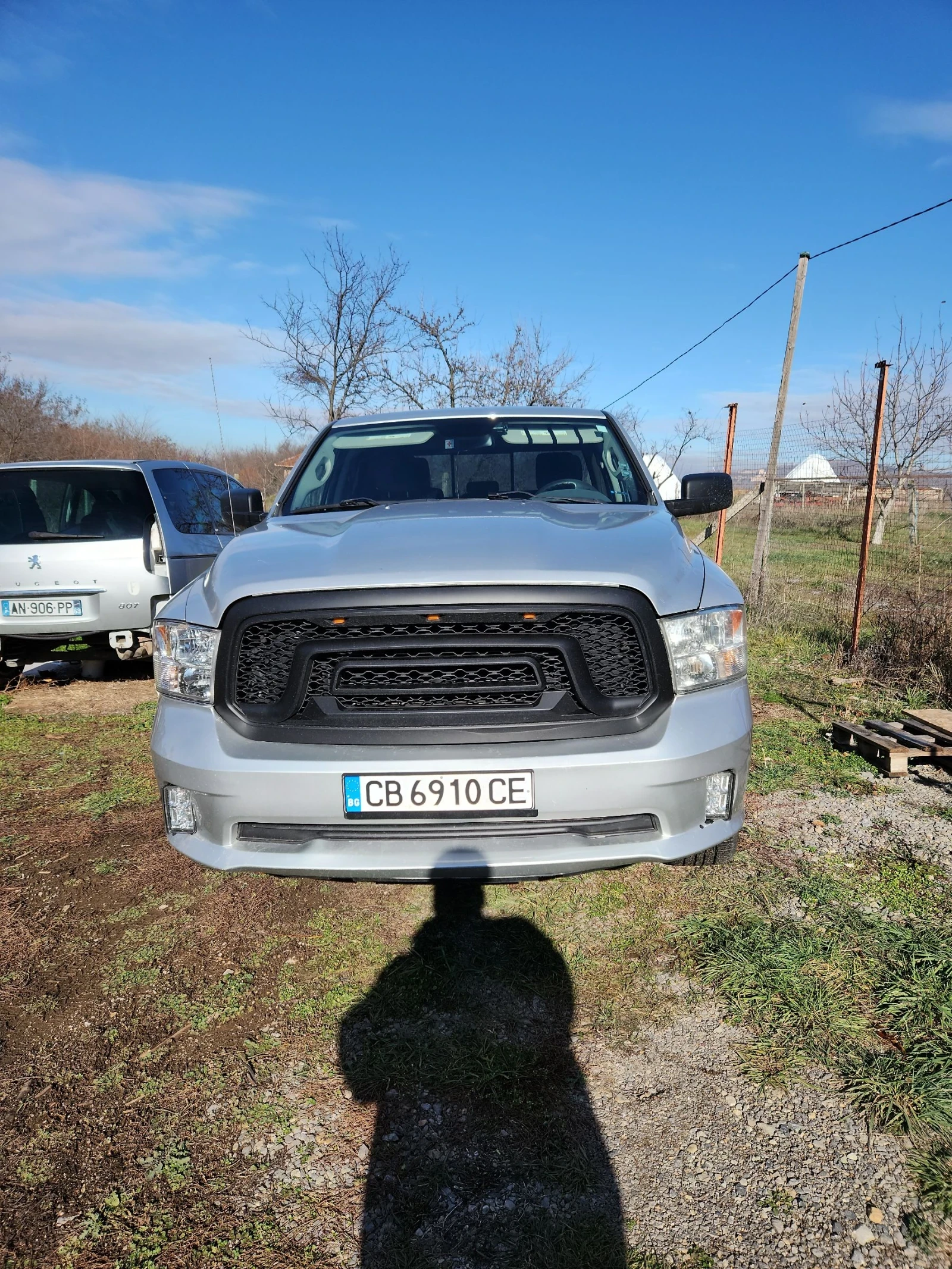 Dodge RAM 1500 5.7 HEMI SLT 8ZF - изображение 3