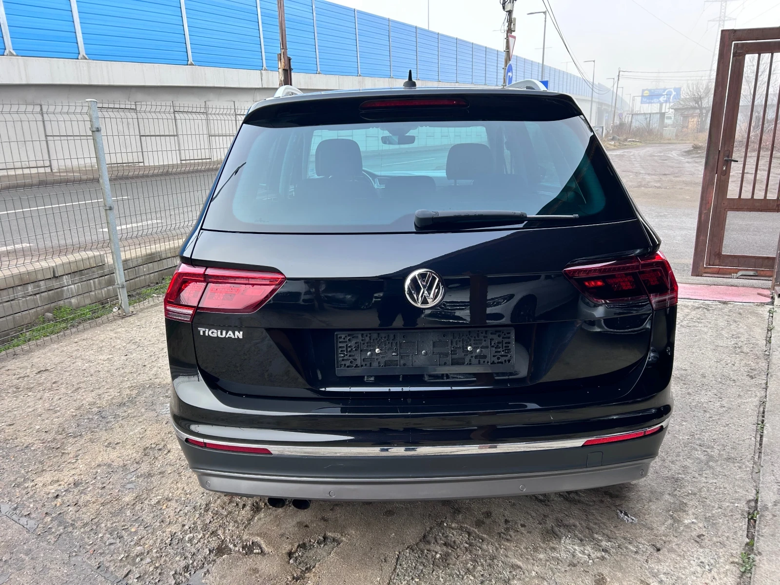 VW Tiguan 2.0TDI - изображение 3