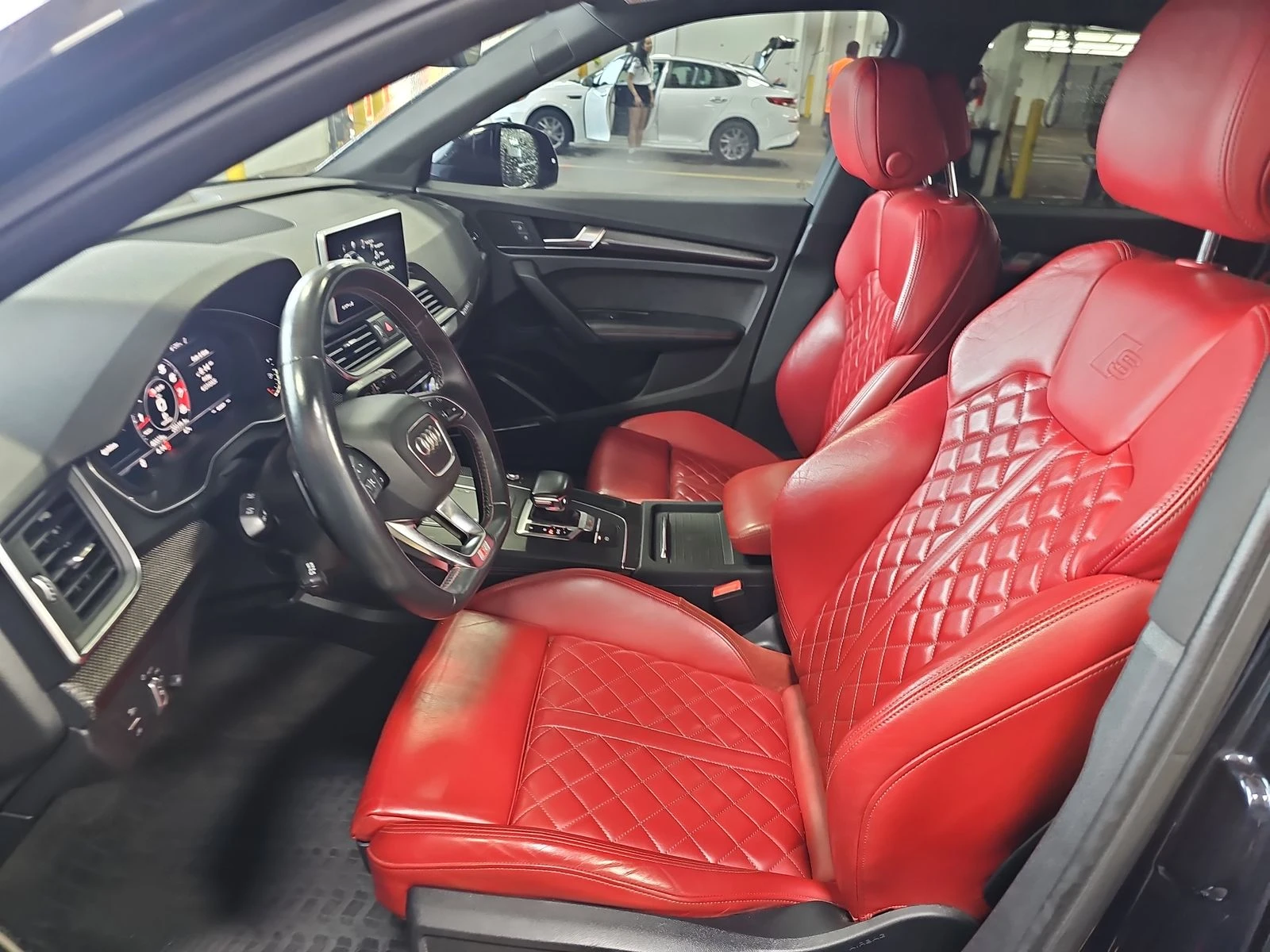 Audi SQ5 PREMIUM PLUS* BANG&OLUFSEN* ПАНО* KEYLESS - изображение 7