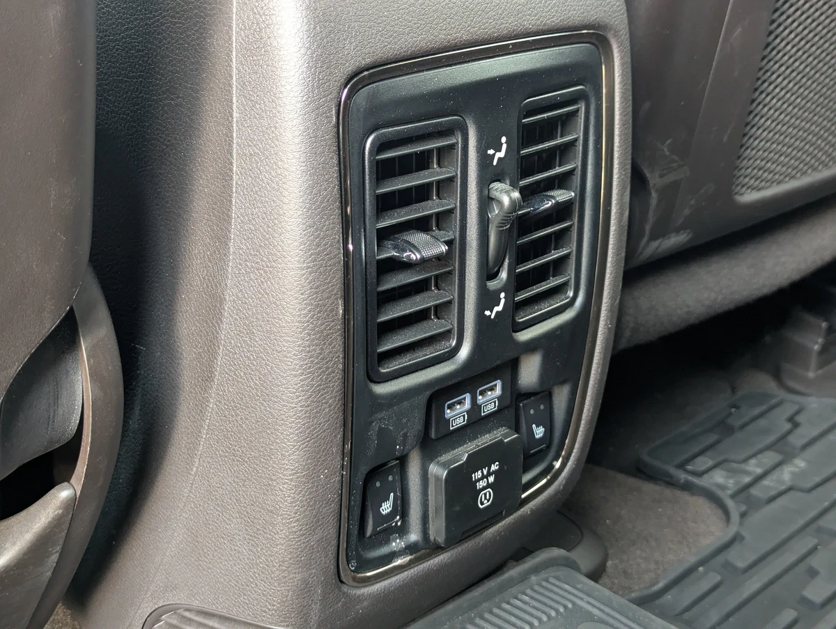 Jeep Grand cherokee SUMMIT* 5.7 V8 HEMI* DISTRONIK* * * 8ZF*  | Mobile.bg   15