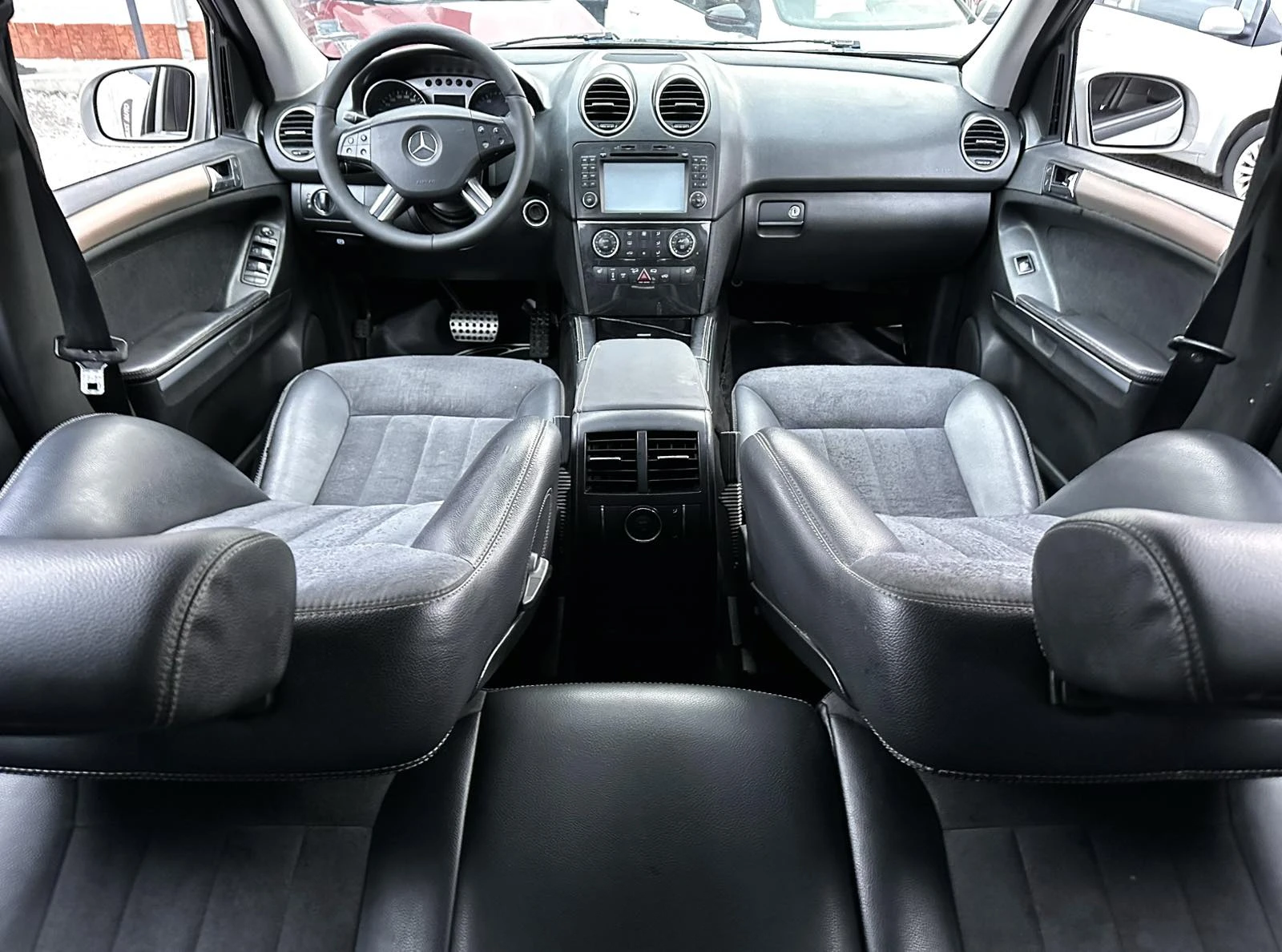 Mercedes-Benz ML 320 3.0D 224HP NAVI ШИБЕДАХ НА ПРУЖИНИ - изображение 10