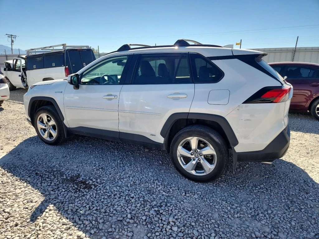 Toyota Rav4 * XLE PREMIUM * CARFAX *  - изображение 2