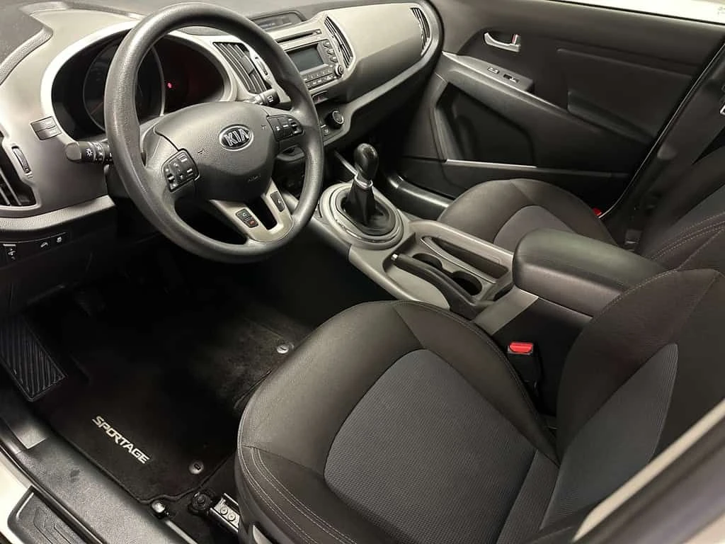 Kia Sportage * FWD Man LX * CARFAX * ���� �� �� | Mobile.bg � ����������� 11