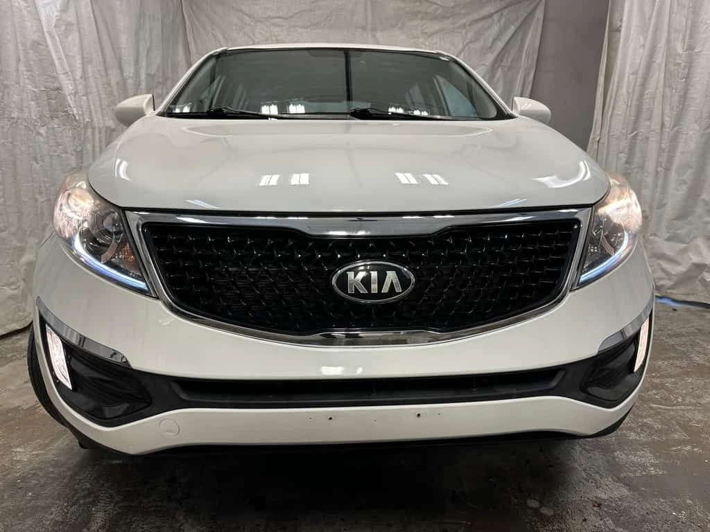 Kia Sportage * FWD Man LX * CARFAX * ЦЕНА ДО БГ - изображение 3