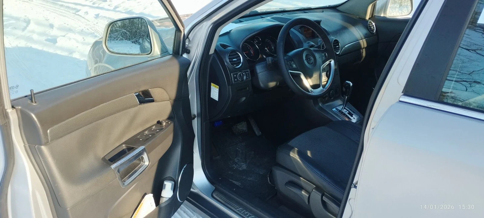 Opel Antara, снимка 16 - Автомобили и джипове - 53773784