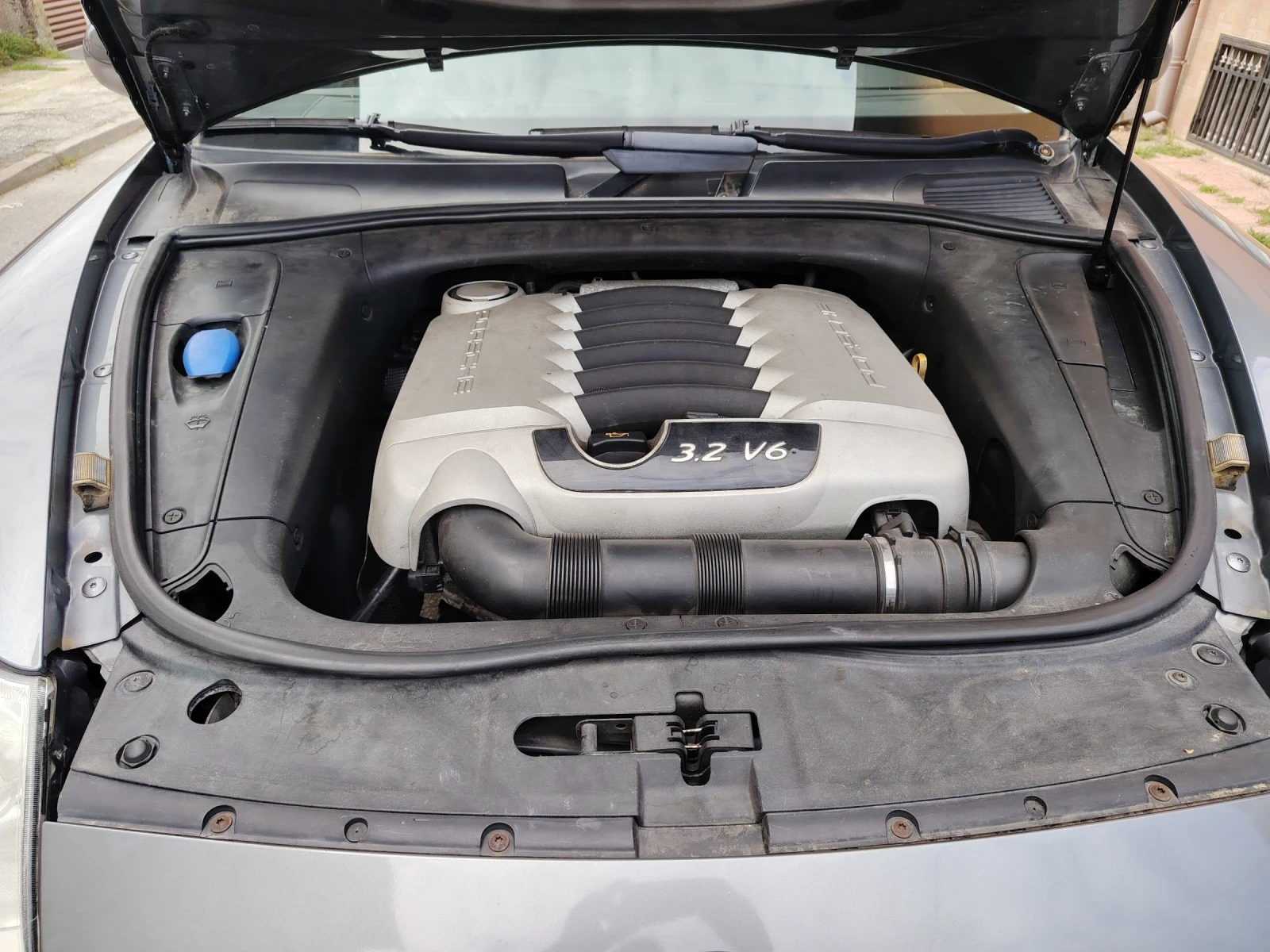 Porsche Cayenne, снимка 17 - Автомобили и джипове - 54046607