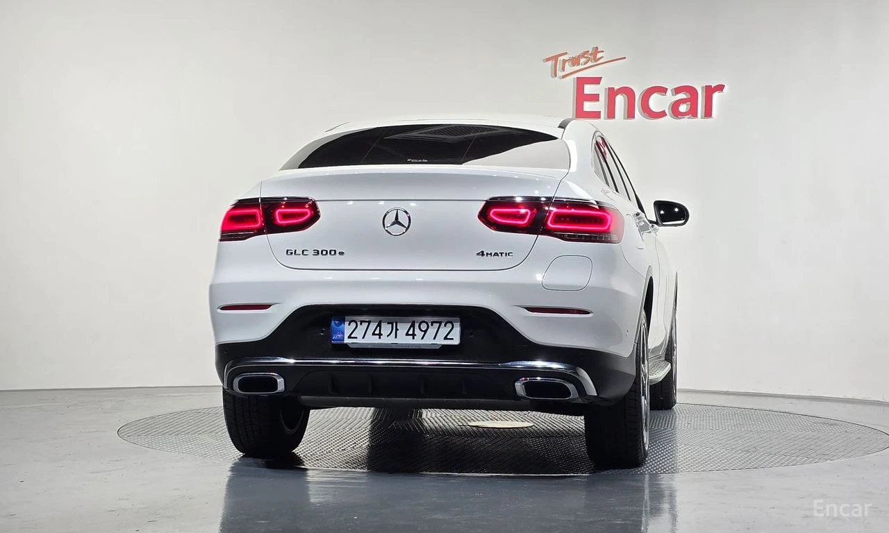 Mercedes-Benz GLC 300 HYBRID* AMG* LINE* 360КАМЕРА* LANE* ASSIST* , снимка 4 - Автомобили и джипове - 55009871