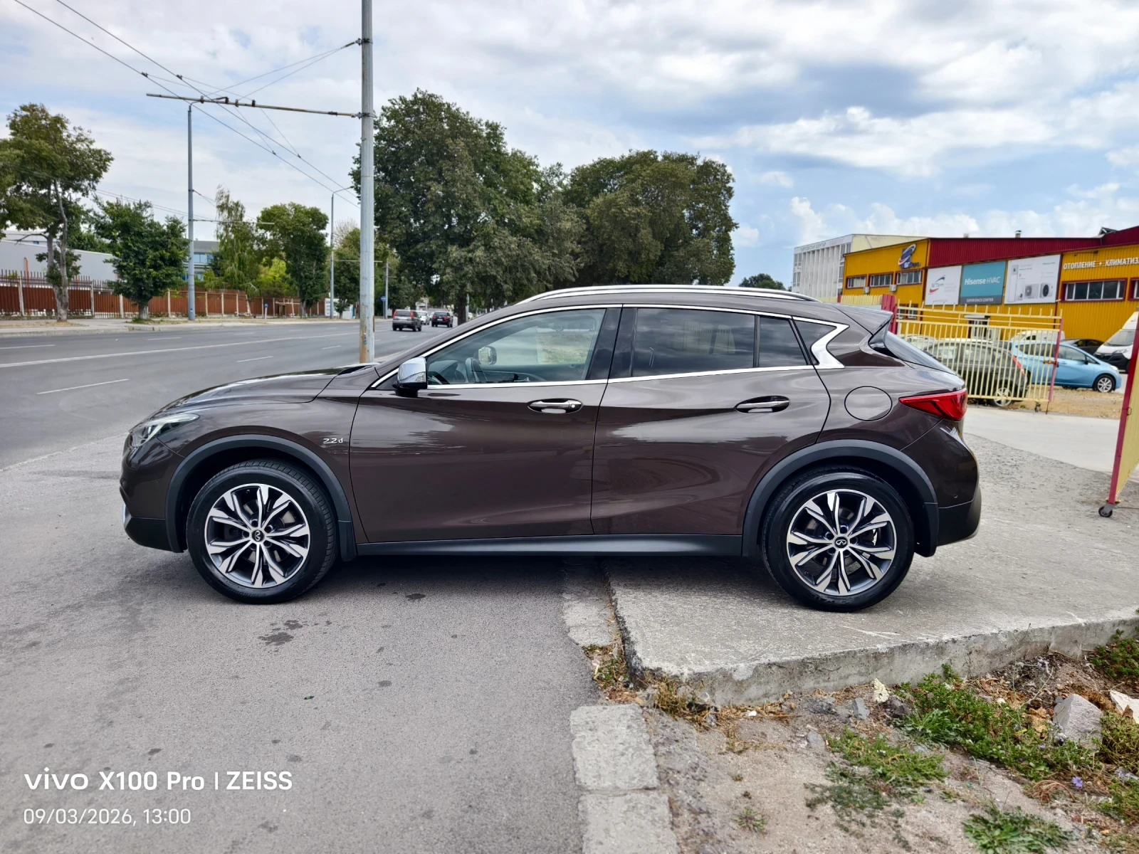 Infiniti QX30 2.2d Prem.Swiss Aut., снимка 10 - Автомобили и джипове - 55786168