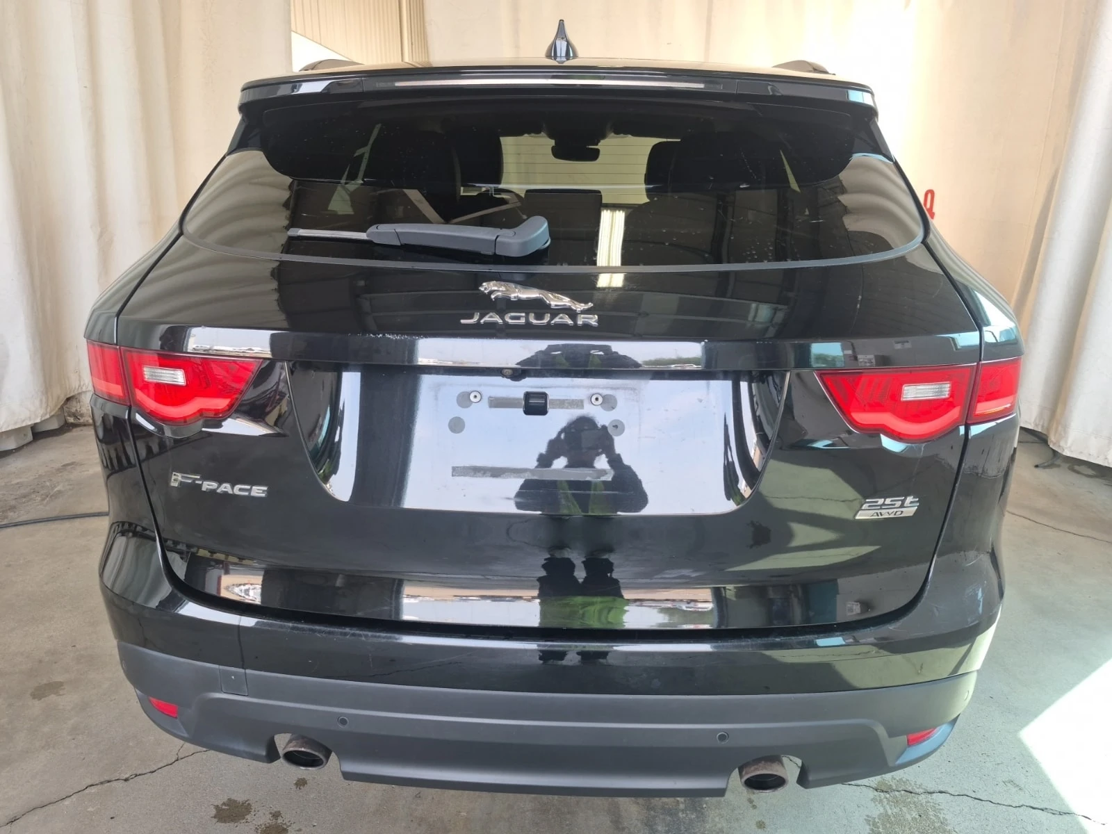 Jaguar F-PACE * PRESTIGE * АВТОКРЕДИТ БЕЗ ПЪРВОНАЧАЛНА ВНОСКА* , снимка 17 - Автомобили и джипове - 55889232