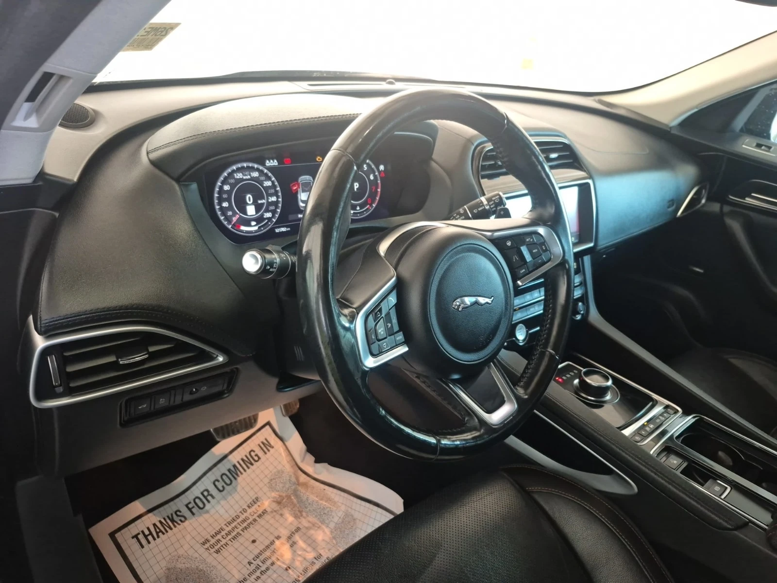 Jaguar F-PACE * PRESTIGE * АВТОКРЕДИТ БЕЗ ПЪРВОНАЧАЛНА ВНОСКА* , снимка 10 - Автомобили и джипове - 55889232