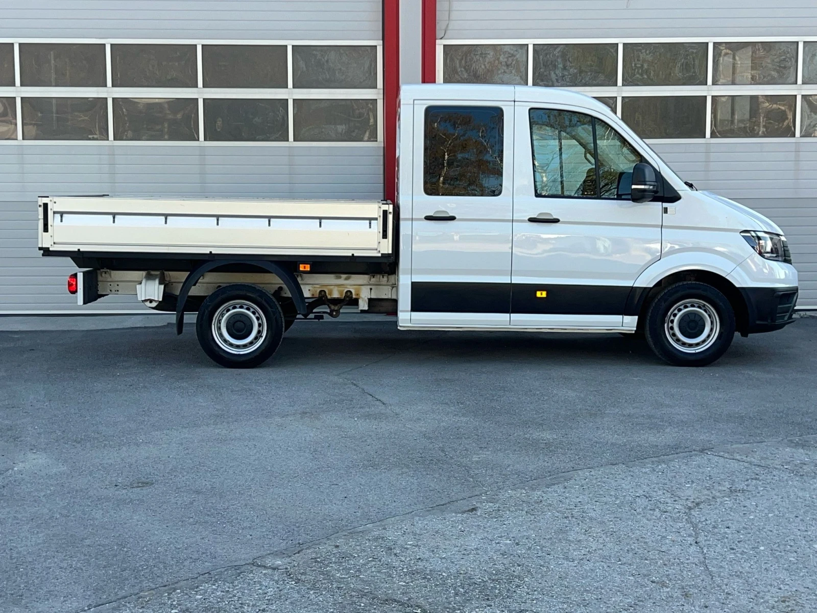 VW Crafter 2.0TDI KLIMATIK 7-МЕСТЕН 6-СКОРОСТИ!!! EVRO 6B!!!  - изображение 7