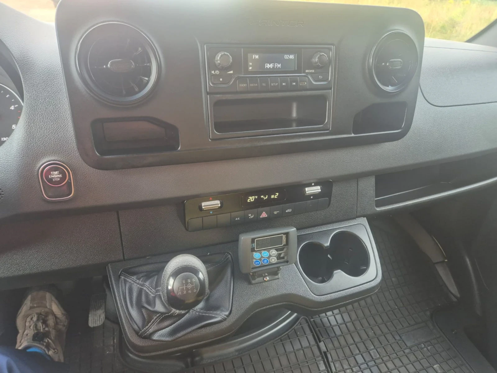 Mercedes-Benz Sprinter Хладилен, 6 скорости,  4.20м, ТОП.  - изображение 10