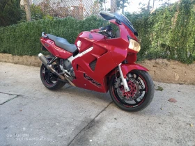     Honda Vfr 800