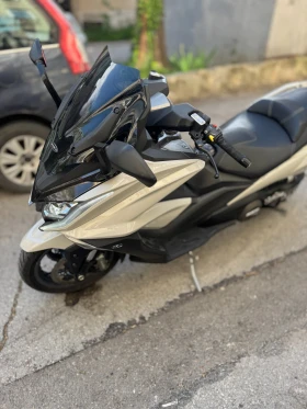     Kymco AK 550