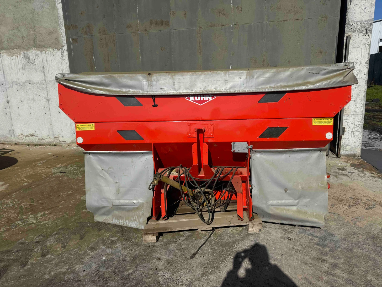 ������� Kuhn ������� Kuhn | Mobile.bg � ����������� 1