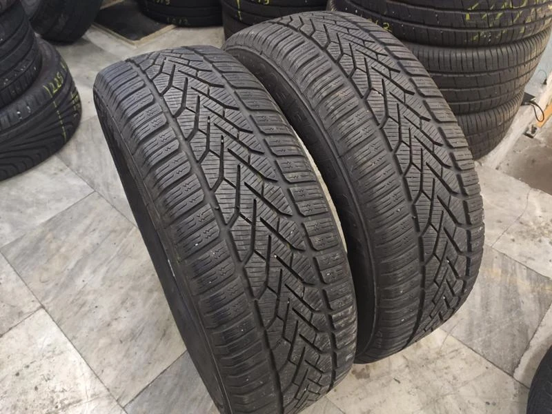 Гуми Зимни 205/60R16, снимка 4 - Гуми и джанти - 30777765