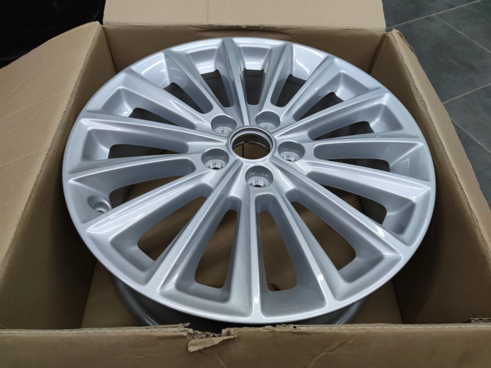   Ford | Mobile.bg   2