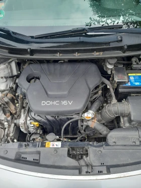 Hyundai I30 1.6 DOHC-120к.с., снимка 9