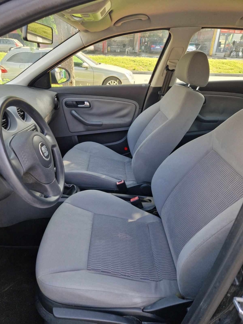 Seat Ibiza 1.4 TDI, снимка 9 - Автомобили и джипове - 46448951