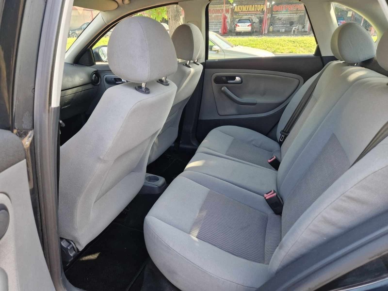 Seat Ibiza 1.4 TDI, снимка 8 - Автомобили и джипове - 46448951
