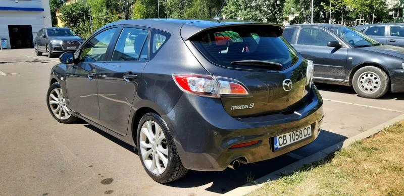 Mazda 3, снимка 6 - Автомобили и джипове - 47881357