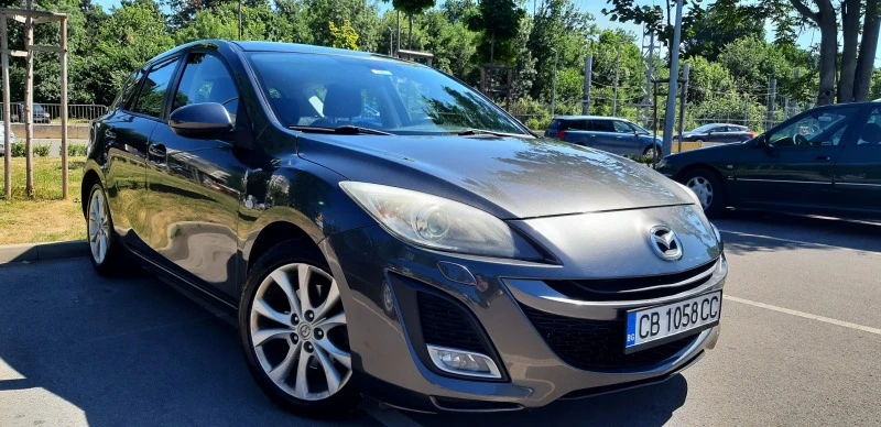 Mazda 3, снимка 1 - Автомобили и джипове - 47881357