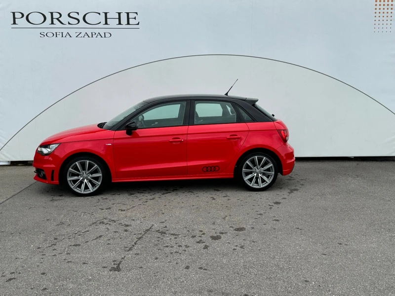 Audi A1 Attraction 1.2 TFSI, снимка 3 - Автомобили и джипове - 47350321