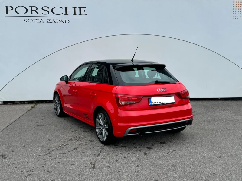 Audi A1 Attraction 1.2 TFSI, снимка 5 - Автомобили и джипове - 47350321