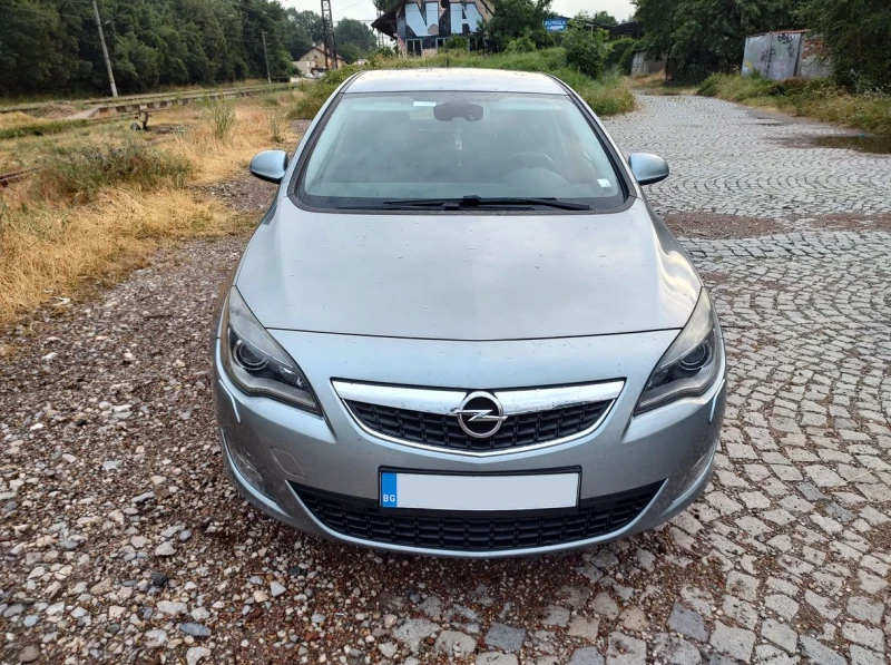 Opel Astra 1.7CDTI 125кс LED Euro5, снимка 2 - Автомобили и джипове - 47336887