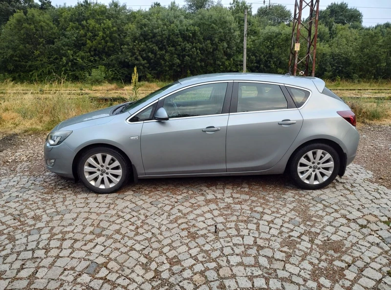 Opel Astra 1.7CDTI 125кс LED Euro5, снимка 4 - Автомобили и джипове - 47336887