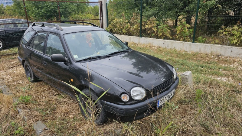 Toyota Corolla, снимка 4 - Автомобили и джипове - 47505068