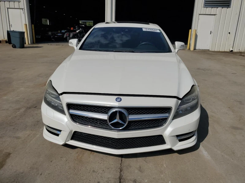 Mercedes-Benz CLS 550 4MATIC, снимка 5 - Автомобили и джипове - 48116813