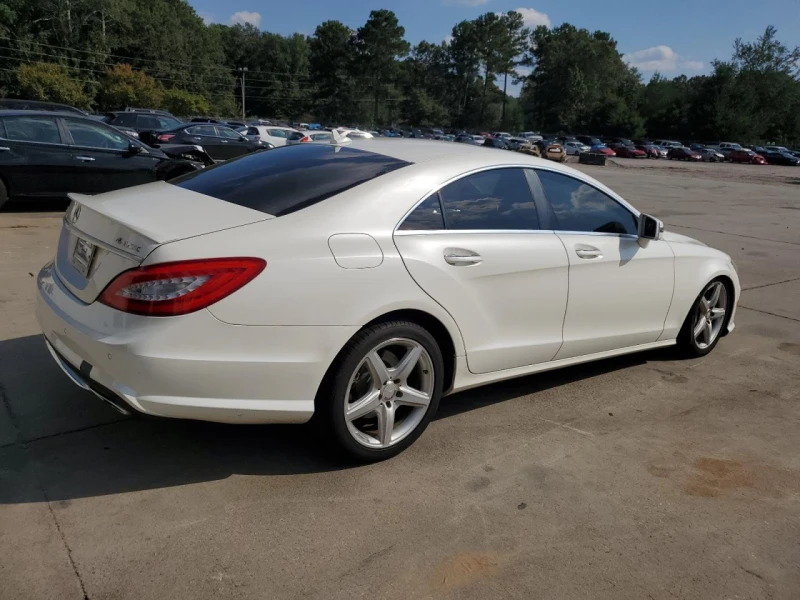 Mercedes-Benz CLS 550 4MATIC, снимка 3 - Автомобили и джипове - 48116813