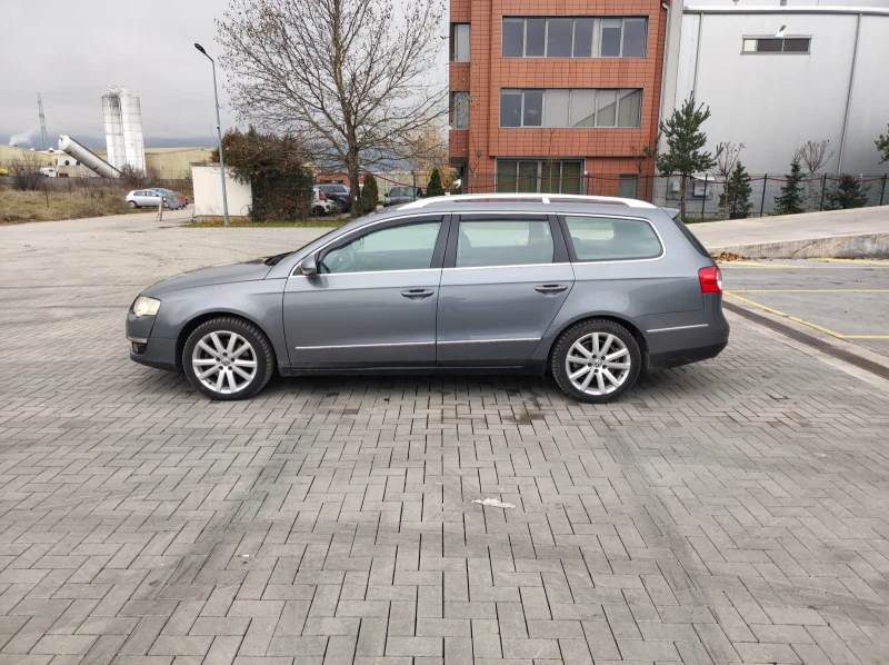 VW Passat, снимка 1 - Автомобили и джипове - 48237050