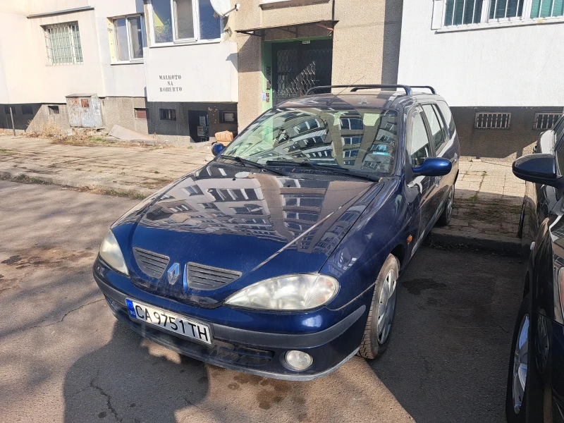 Renault Megane Комби, снимка 2 - Автомобили и джипове - 48930506