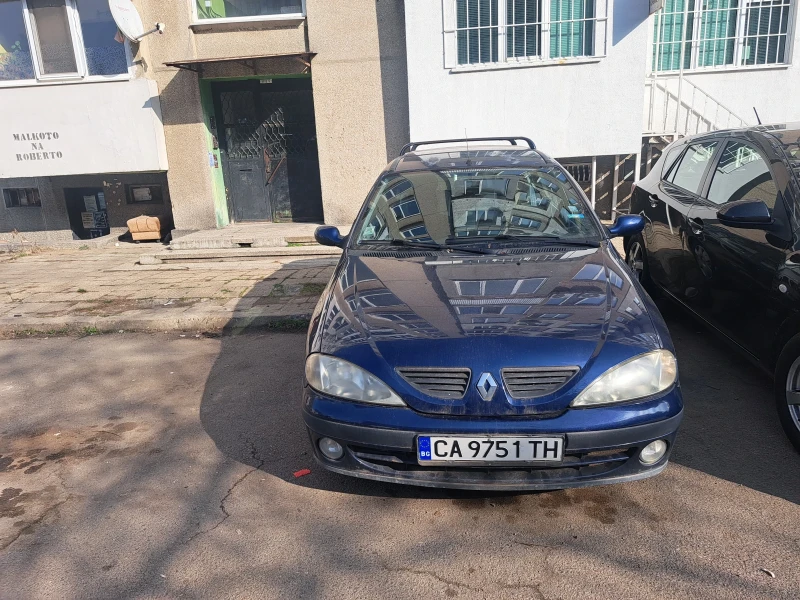 Renault Megane Комби, снимка 3 - Автомобили и джипове - 48930506