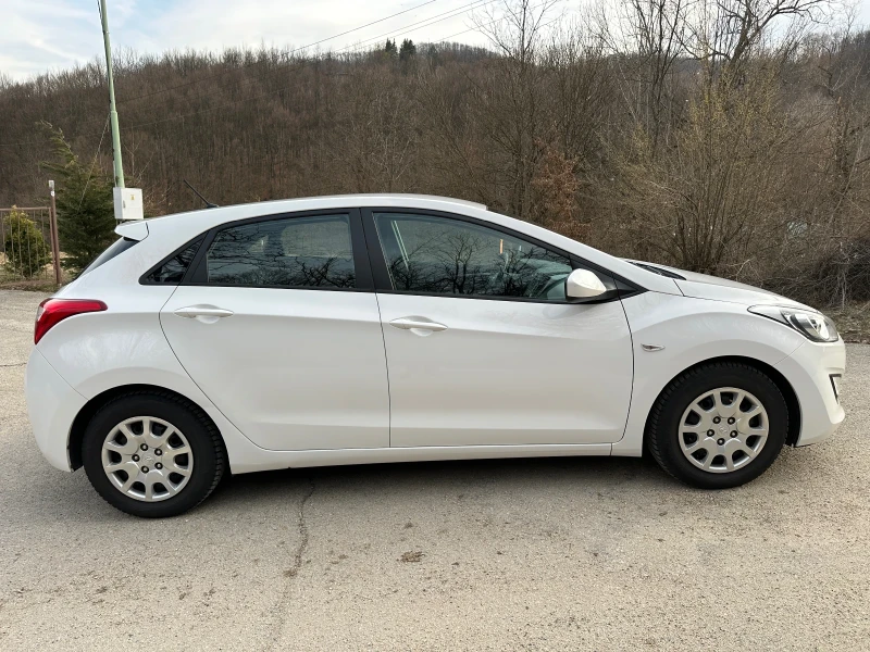 Hyundai I30 1.4i, снимка 7 - Автомобили и джипове - 49438901