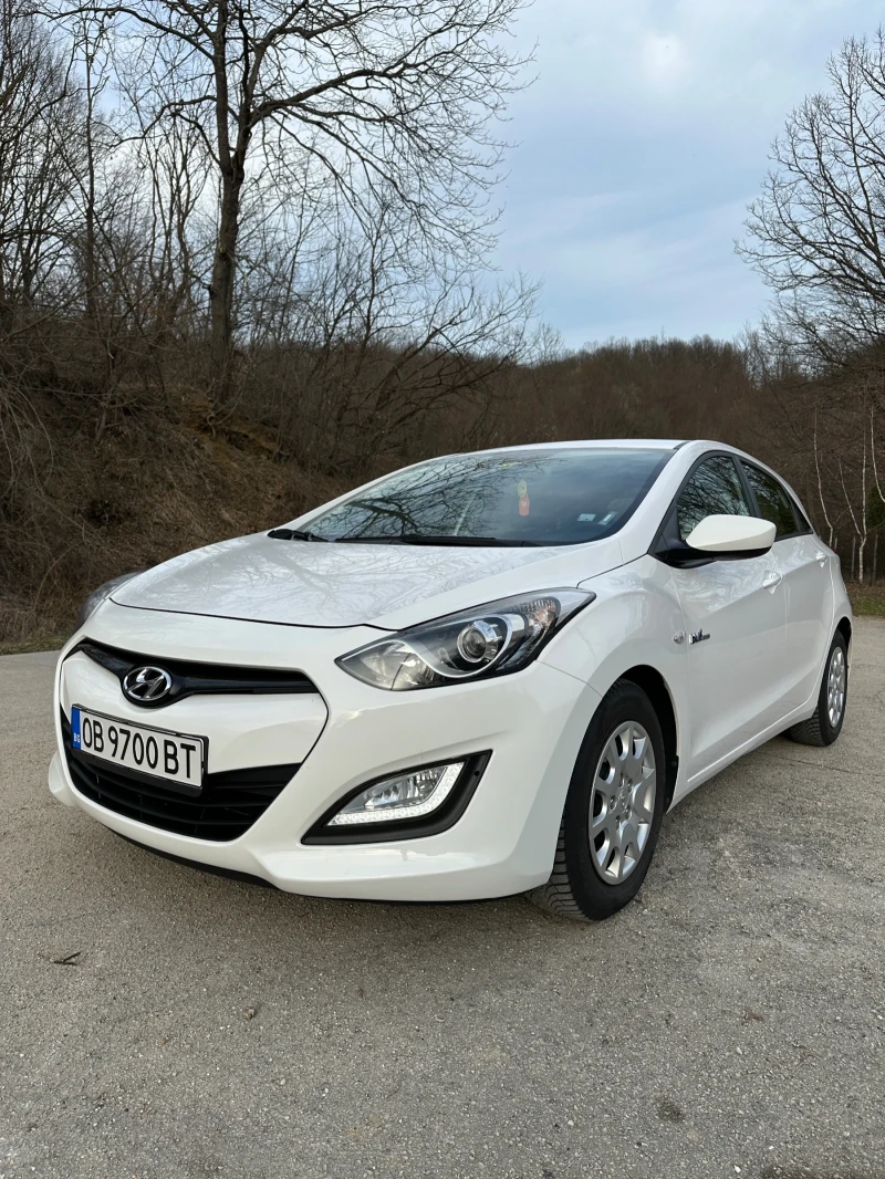 Hyundai I30 1.4i, снимка 3 - Автомобили и джипове - 49438901