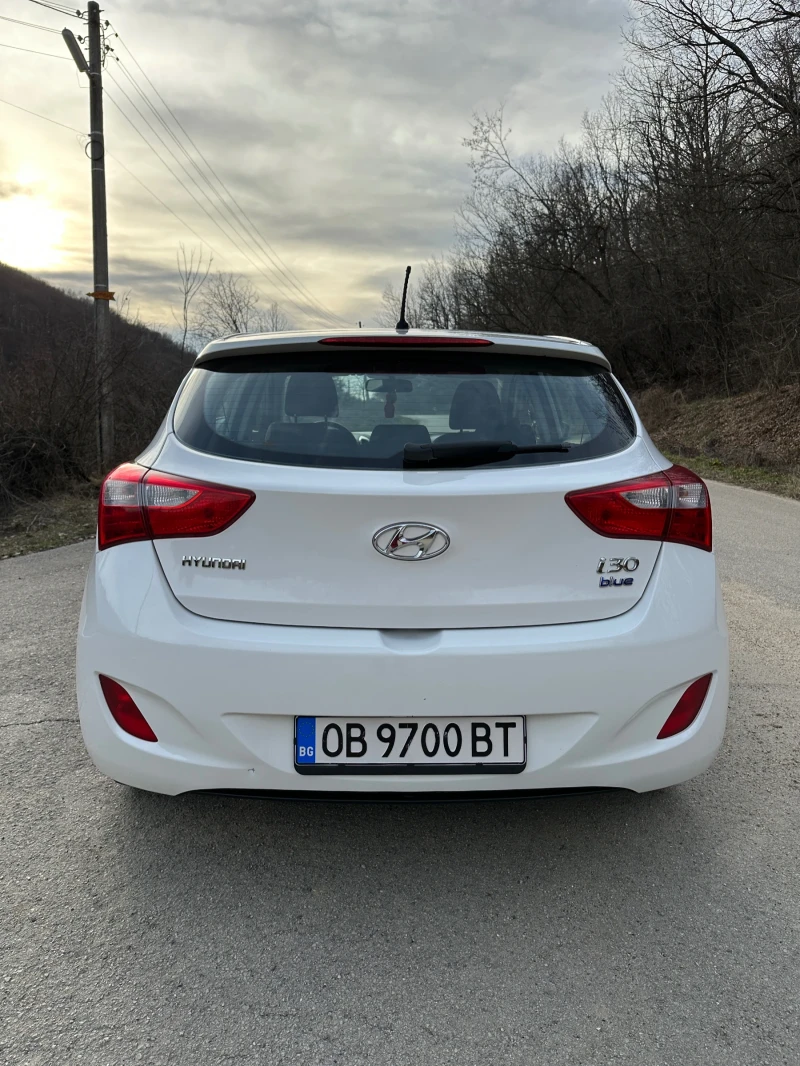 Hyundai I30 1.4i, снимка 6 - Автомобили и джипове - 49438901