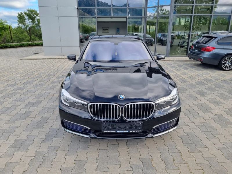 BMW 730 XDrive-265кс LED, Keyless, КАМЕРА, МАСАЖ, снимка 2 - Автомобили и джипове - 50430663