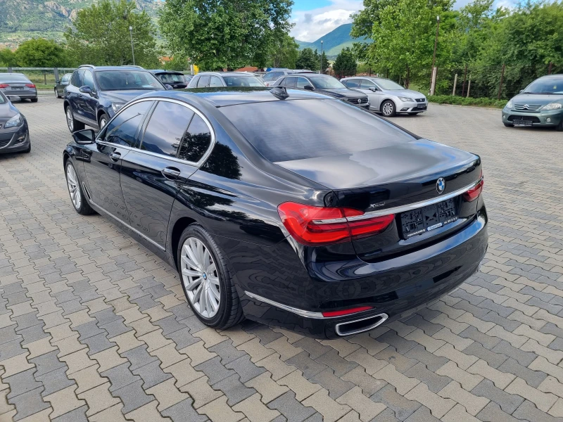 BMW 730 XDrive-265кс LED, Keyless, КАМЕРА, МАСАЖ, снимка 4 - Автомобили и джипове - 50430663