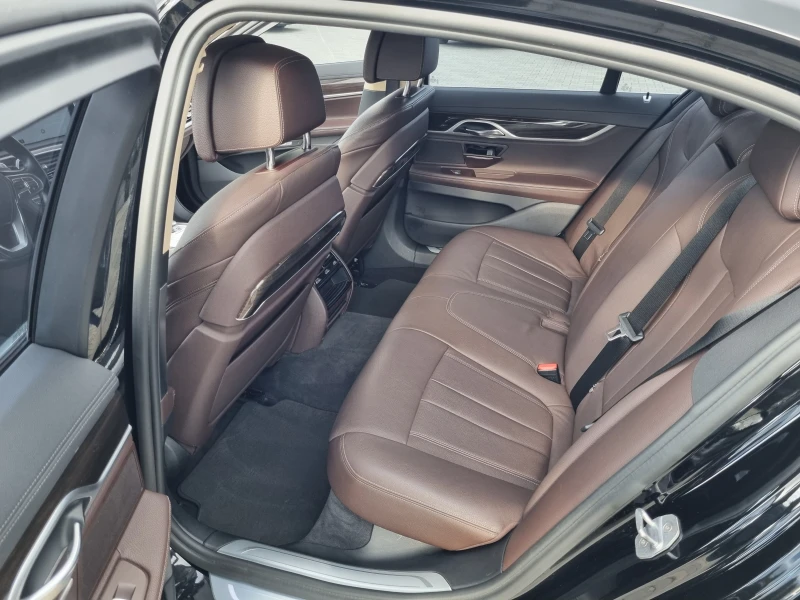 BMW 730 XDrive-265кс LED, Keyless, КАМЕРА, МАСАЖ, снимка 9 - Автомобили и джипове - 50430663