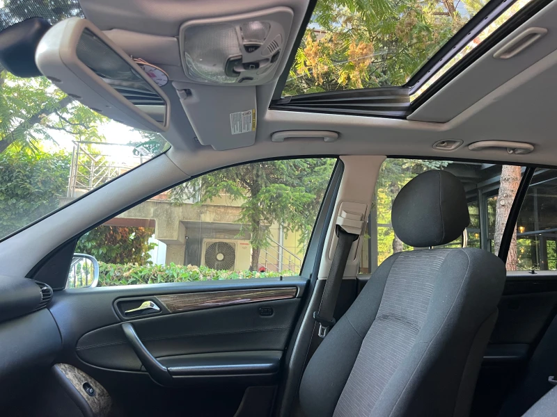 Mercedes-Benz C 220 CDI AVANTGARDE/FACELIFT/XENON/NAVI/6sk/KLIMATRONIK, снимка 11 - Автомобили и джипове - 50992293