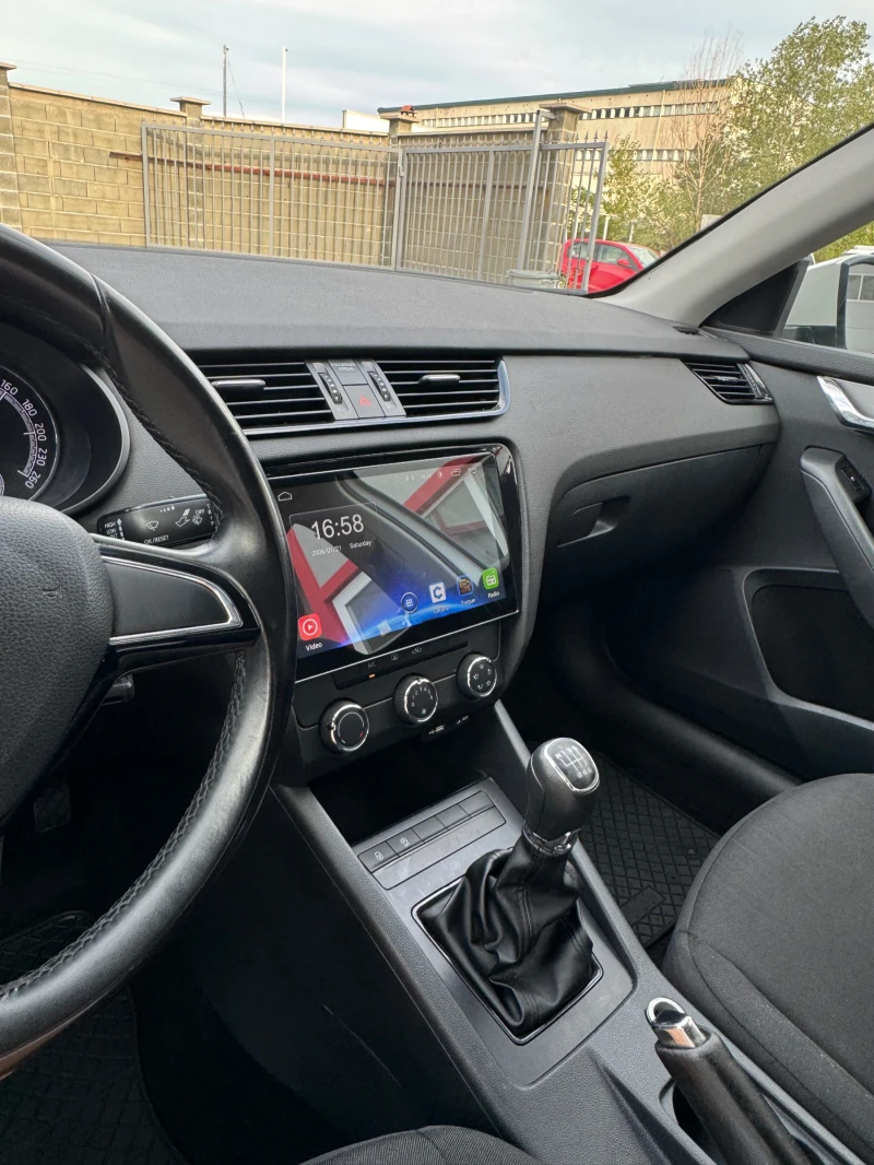 Skoda Octavia 1.4tgi, снимка 8 - Автомобили и джипове - 52255129