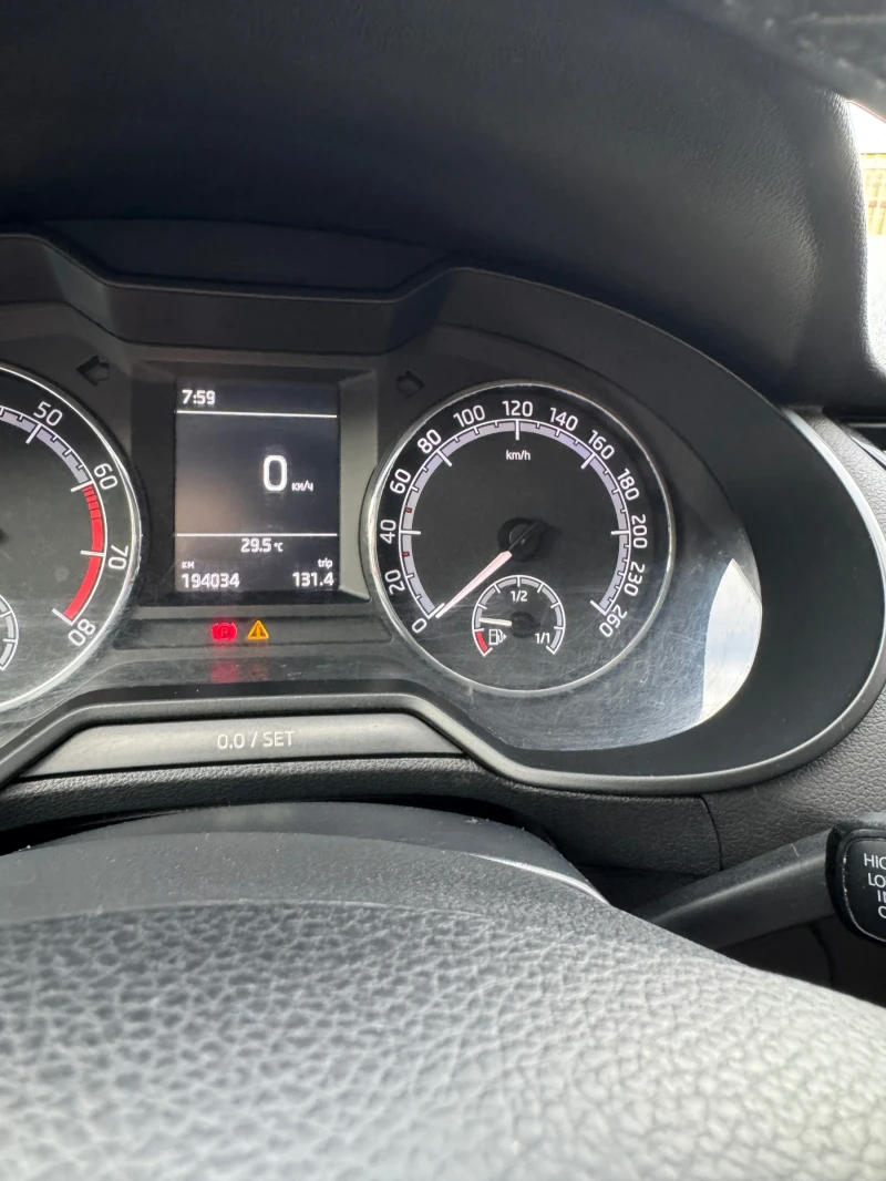 Skoda Octavia 1.4tgi, снимка 6 - Автомобили и джипове - 52255129