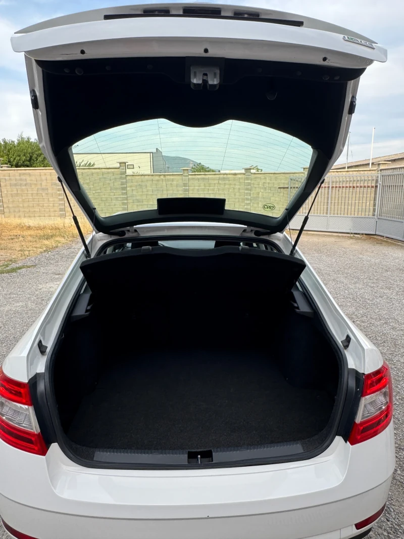 Skoda Octavia 1.4tgi, снимка 7 - Автомобили и джипове - 52255129