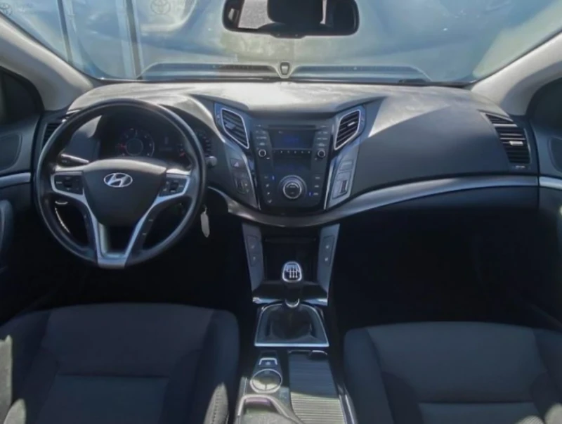 Hyundai I40 1.7 CRDi Комби , снимка 4 - Автомобили и джипове - 53292792