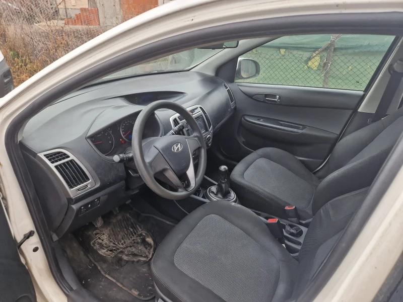Hyundai I20 Blue GPL - заводско АГУ, снимка 9 - Автомобили и джипове - 53294191